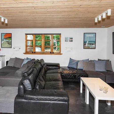 Holiday home Four-bedroom In Roslev 2 *