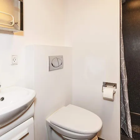 Holiday home Four-bedroom In Roslev 2 *