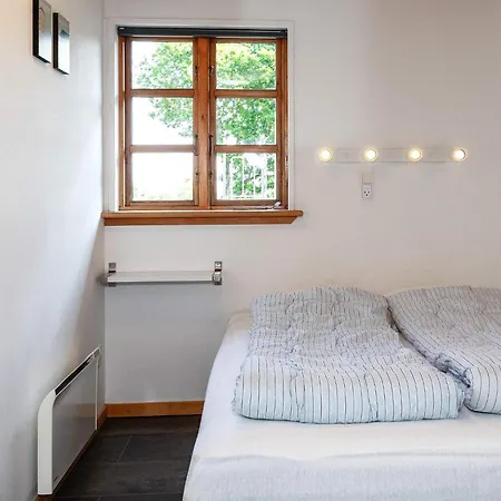 Four-bedroom In Roslev 2 *
