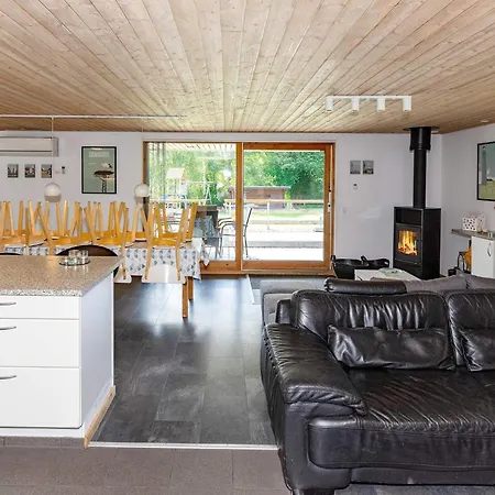 Four-bedroom In Roslev 2 Holiday home *