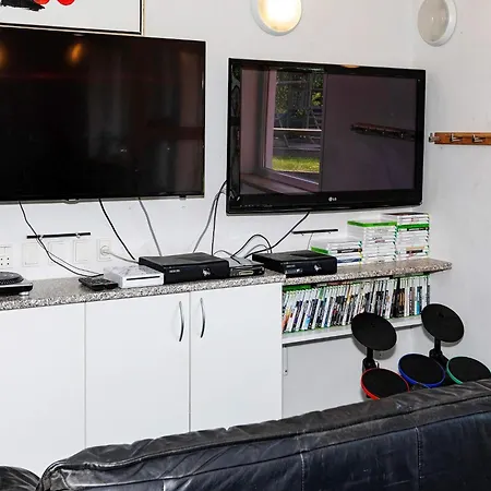 Four-bedroom In Roslev 2 Holiday home Vester Gronning