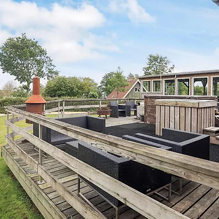 17 Person In Roslev-by Traum 펜션