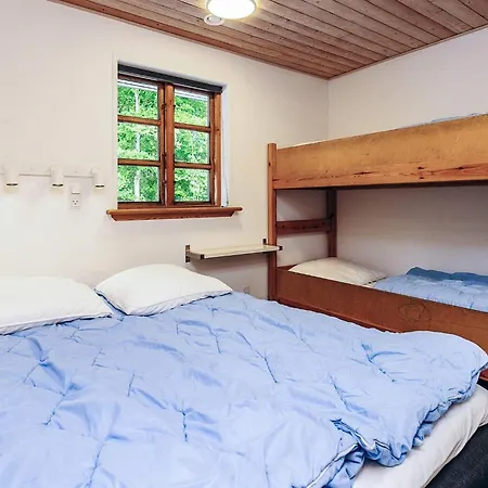 Four-bedroom In Roslev 2 Vester Grønning