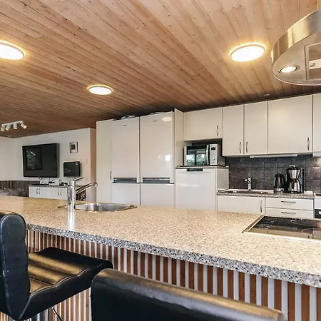 Four-bedroom In Roslev 2